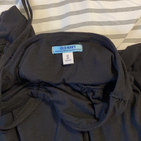 Old Navy maternity maxi dress - Picture 2 of 2